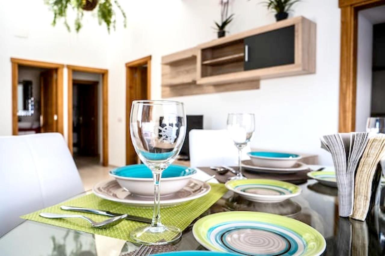 Comfortable House In Tias With Free Parking Exterior photo