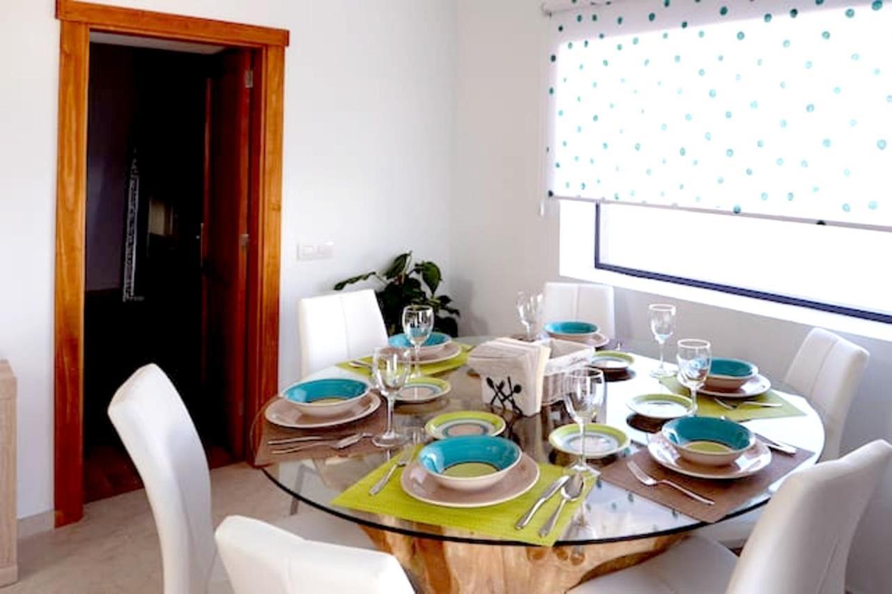 Comfortable House In Tias With Free Parking Exterior photo